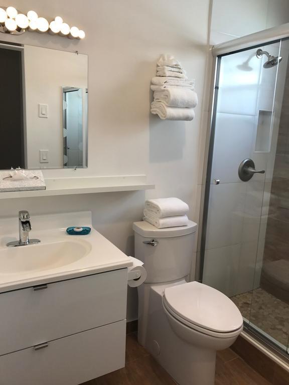 Wave Beach Vacation Rentals Pompano Beach Pokój zdjęcie